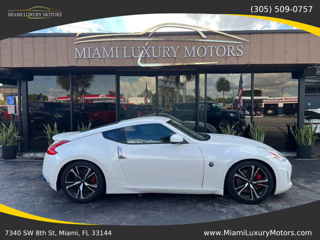 2017 Nissan 370Z Sport RWD photo