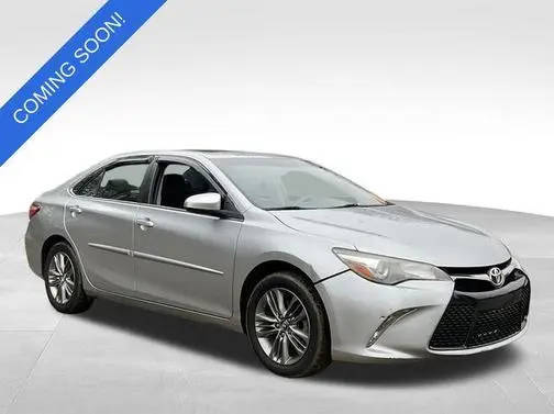 2017 Toyota Camry SE FWD photo