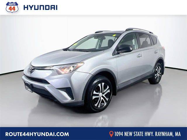 2017 Toyota RAV4 LE AWD photo