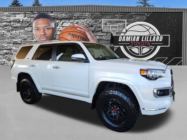2017 Toyota 4Runner Limited 4WD photo