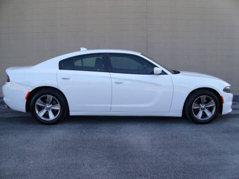 2016 Dodge Charger SXT RWD photo