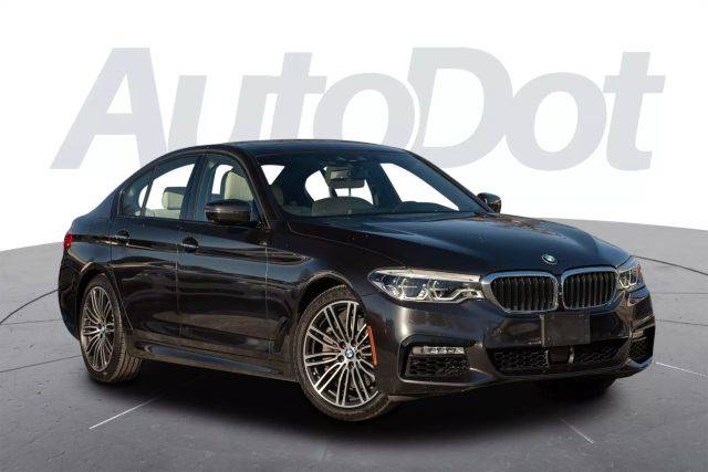 2017 BMW 5 Series 540i RWD photo