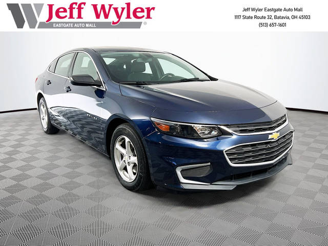 2017 Chevrolet Malibu LS FWD photo