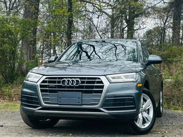 2018 Audi Q5 Premium Plus AWD photo