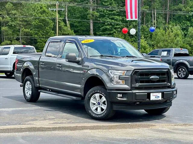 2017 Ford F-150 XLT 4WD photo