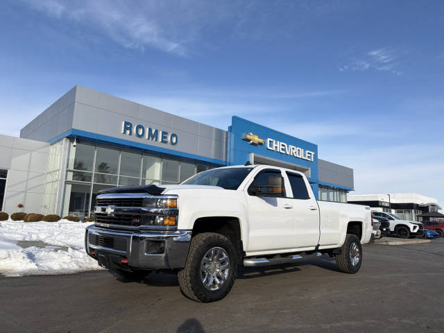 2017 Chevrolet Silverado 2500HD LT 4WD photo