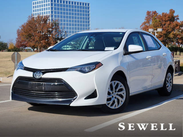 2017 Toyota Corolla LE FWD photo