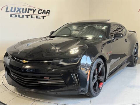 2017 Chevrolet Camaro 2LT RWD photo