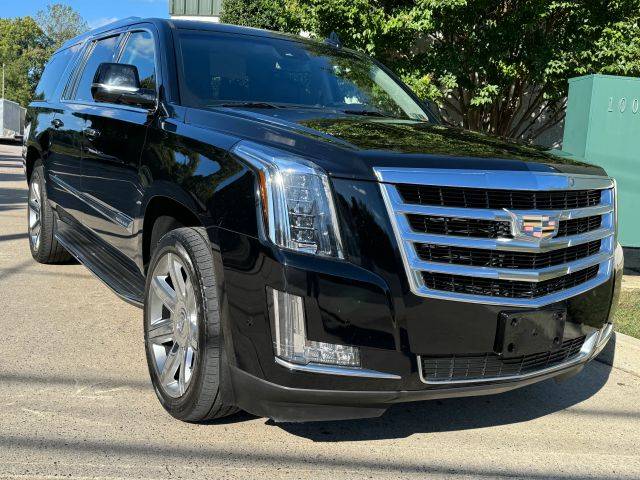 2017 Cadillac Escalade ESV Luxury 4WD photo