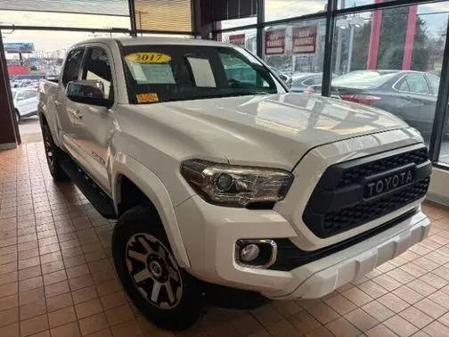 2017 Toyota Tacoma Limited 4WD photo