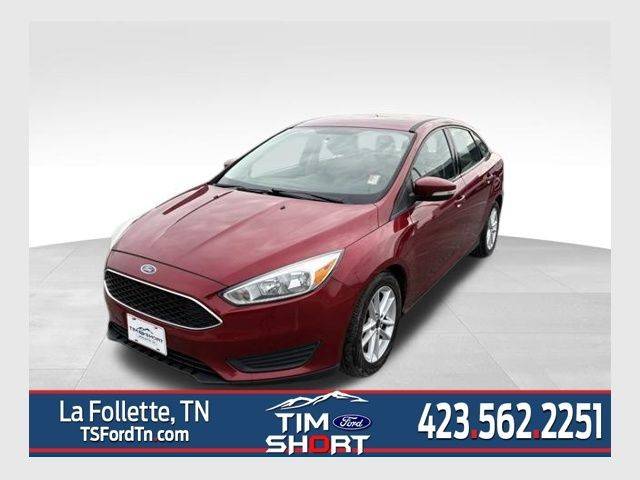 2017 Ford Focus SE FWD photo