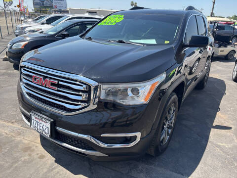 2017 GMC Acadia SLT FWD photo