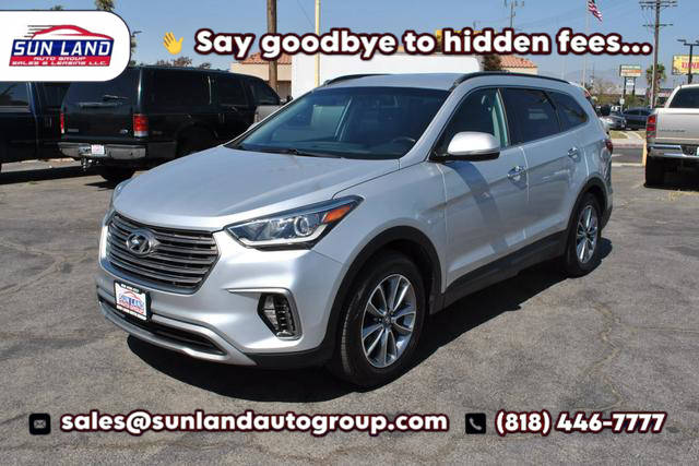 2017 Hyundai Santa Fe SE FWD photo