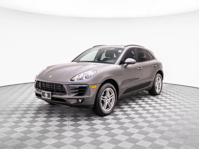 2017 Porsche Macan S AWD photo