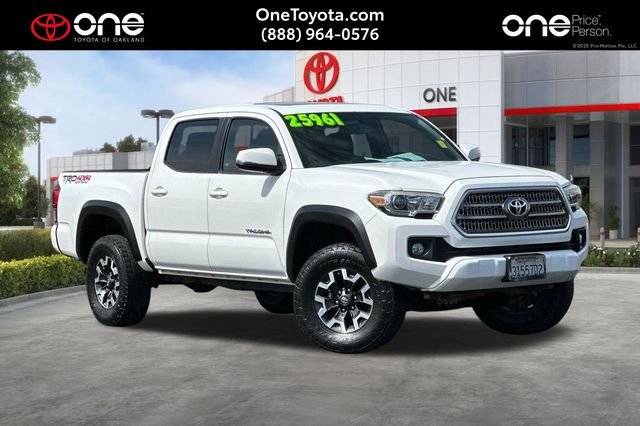 2017 Toyota Tacoma TRD Off Road 4WD photo