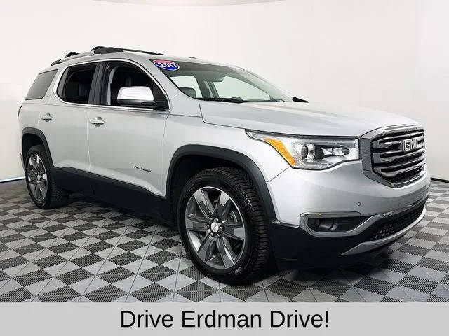 2017 GMC Acadia SLT FWD photo