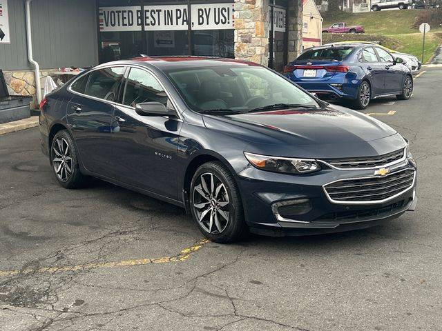 2017 Chevrolet Malibu LT FWD photo