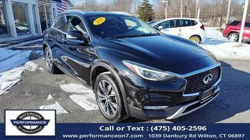 2018 Infiniti QX30 Premium AWD photo