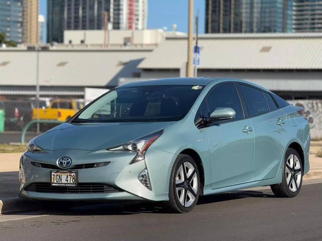 2017 Toyota Prius Four Touring FWD photo