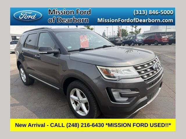 2017 Ford Explorer XLT 4WD photo