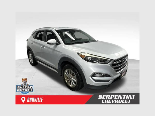 2017 Hyundai Tucson SE Plus AWD photo