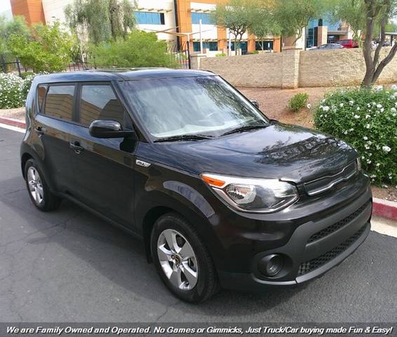 2017 Kia Soul Base FWD photo
