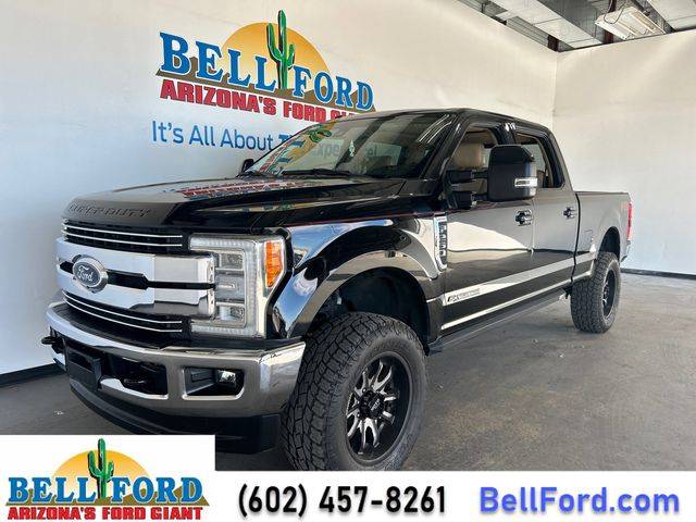 2017 Ford F-250 Super Duty Lariat 4WD photo