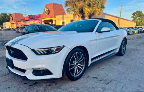 2017 Ford Mustang EcoBoost Premium RWD photo
