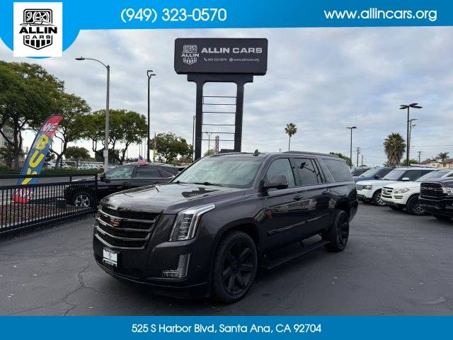 2017 Cadillac Escalade ESV Luxury RWD photo