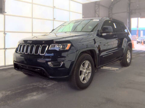 2017 Jeep Grand Cherokee Laredo RWD photo