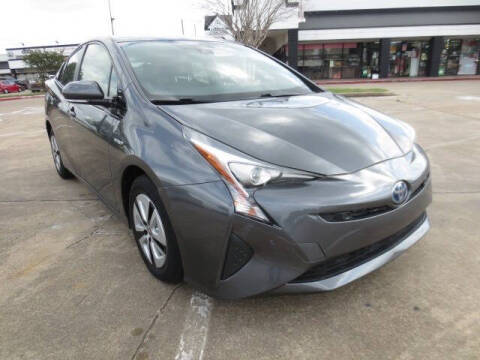2017 Toyota Prius Two FWD photo