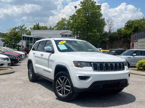 2017 Jeep Grand Cherokee Limited 4WD photo