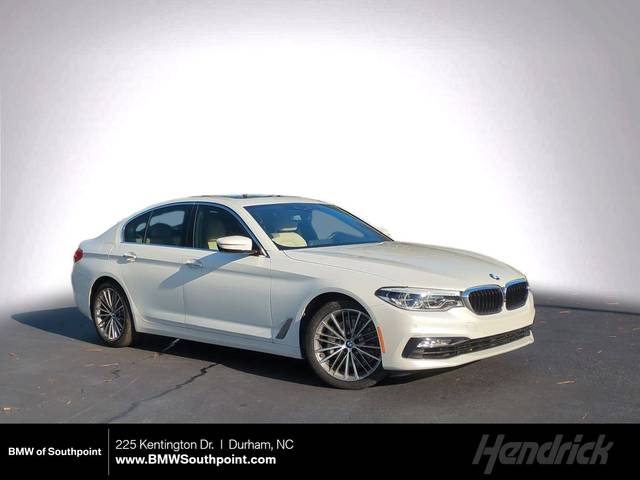 2017 BMW 5 Series 540i RWD photo