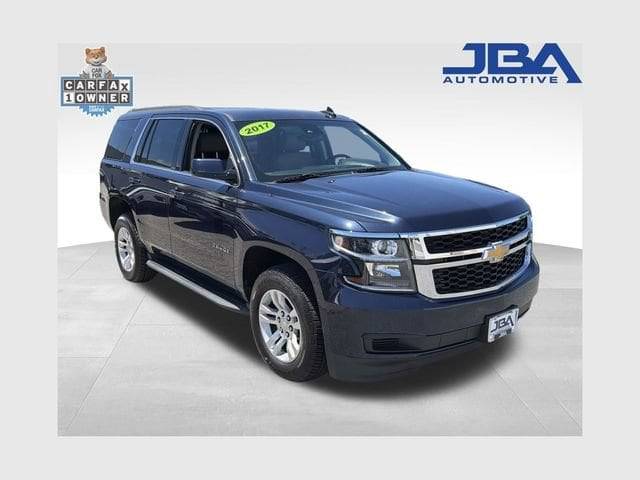 2017 Chevrolet Tahoe LT 4WD photo