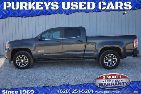 2017 GMC Canyon 4WD SLE 4WD photo