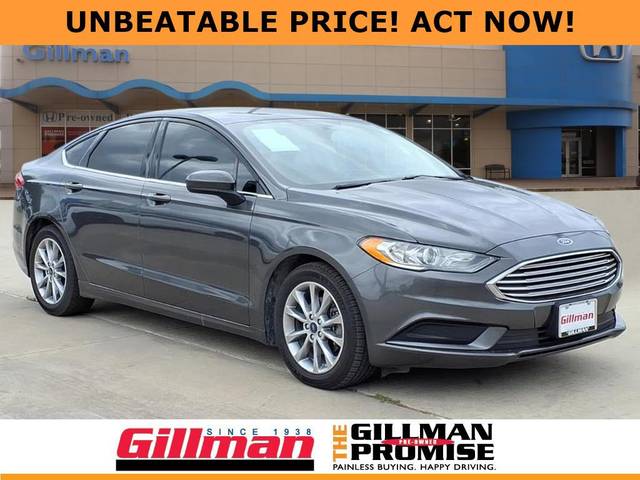 2017 Ford Fusion SE FWD photo