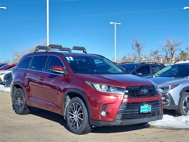 2017 Toyota Highlander SE AWD photo