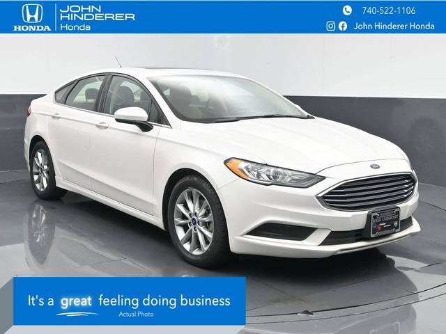 2017 Ford Fusion SE FWD photo