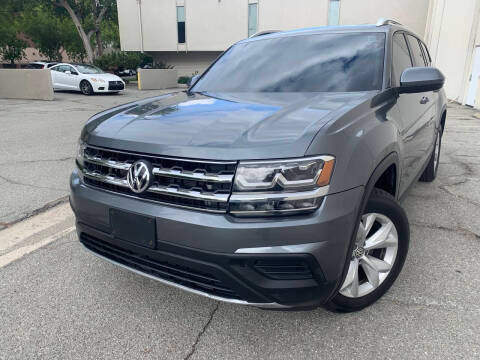 2018 Volkswagen Atlas 3.6L V6 Launch Edition FWD photo