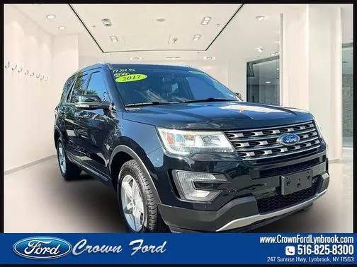 2017 Ford Explorer XLT 4WD photo