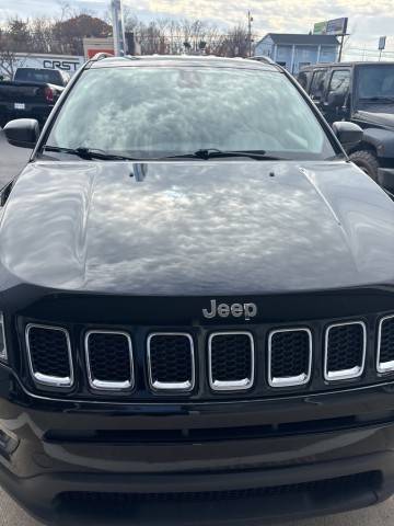 2017 Jeep Compass Sport 4WD photo