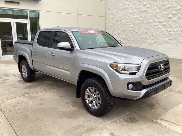 2017 Toyota Tacoma SR5 RWD photo