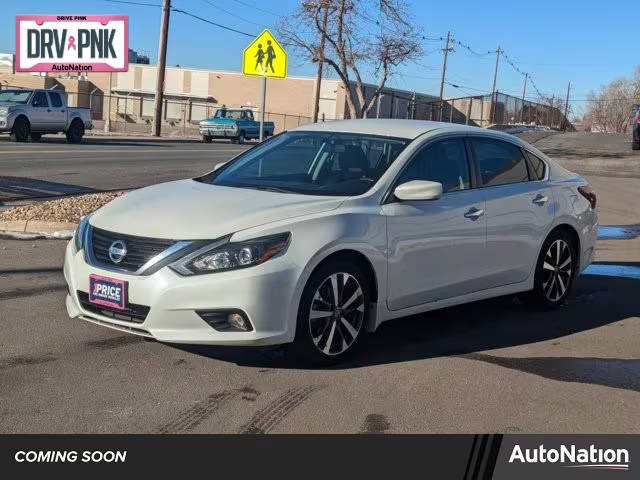 2017 Nissan Altima 2.5 SR FWD photo