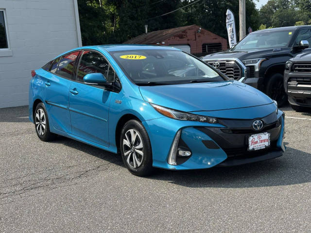 2017 Toyota Prius Prime Advanced FWD photo