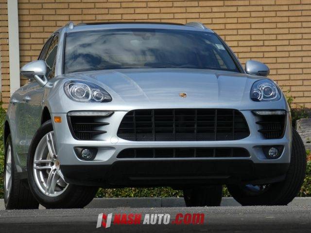 2017 Porsche Macan S AWD photo