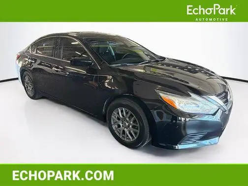 2016 Nissan Altima 2.5 FWD photo