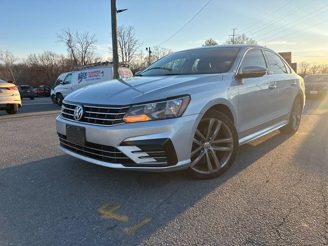 2016 Volkswagen Passat 1.8T R-Line w/Comfort Pkg FWD photo