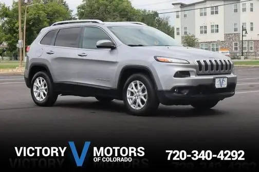 2016 Jeep Cherokee Latitude 4WD photo