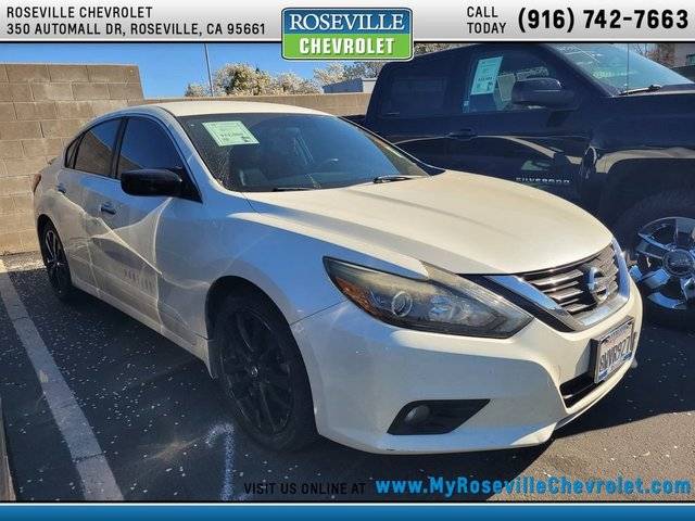 2017 Nissan Altima 2.5 SR FWD photo