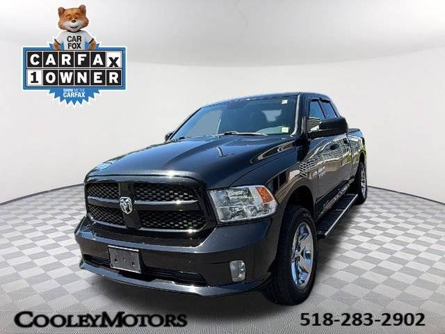 2017 Ram 1500 Express 4WD photo